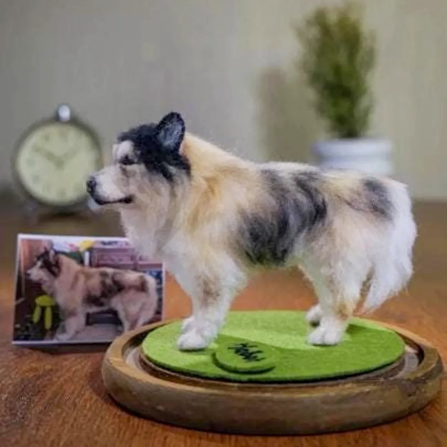Custom needle felted dog figurine Alaskan malamute dog comparison